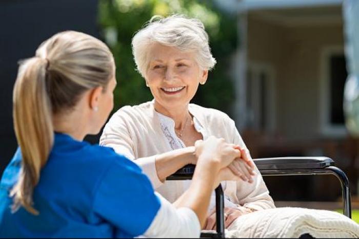 DIPLOMATURA - CUIDADOS GERIÁTRICOS Y GERONTOLÓGICOS